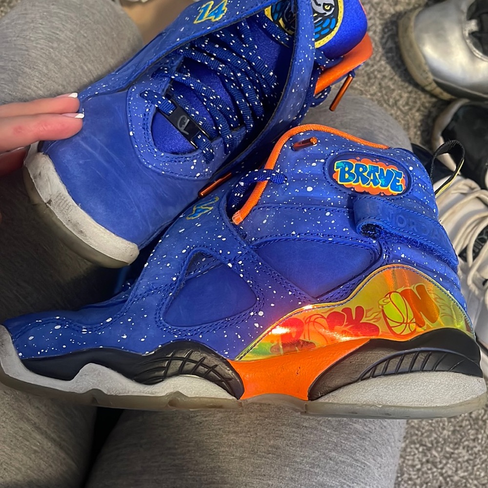 Doernbecher 8’s size 5